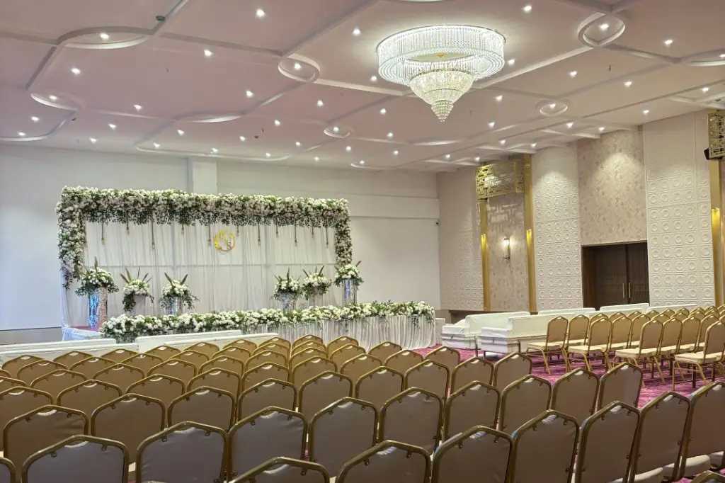 Solasta Stays & Banquets Pune